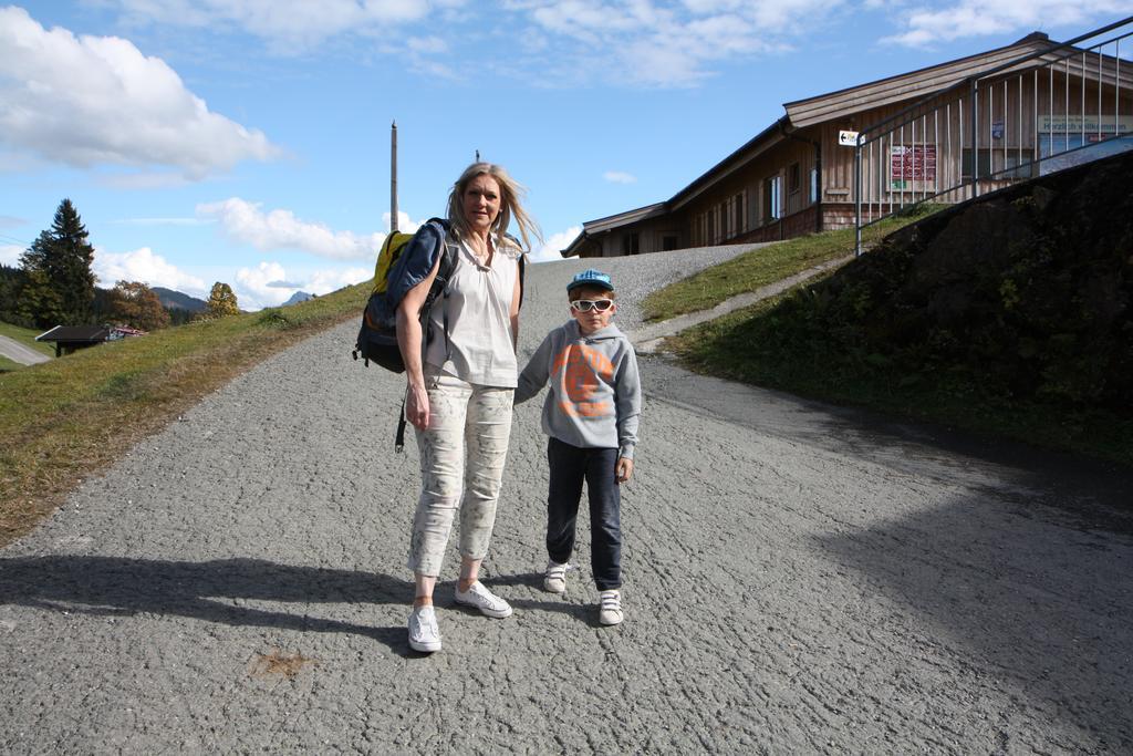 Ferienwohnung Gabriele Brixen im Thale Bagian luar foto